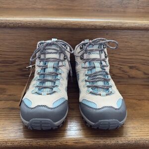 Bearpaw Hiking Boots Ridgewood Suede Waterproof Trails 9 NWT